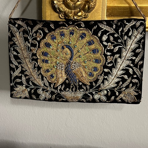 Vintage Beaded Peacock Clutch - Picture 3 of 6